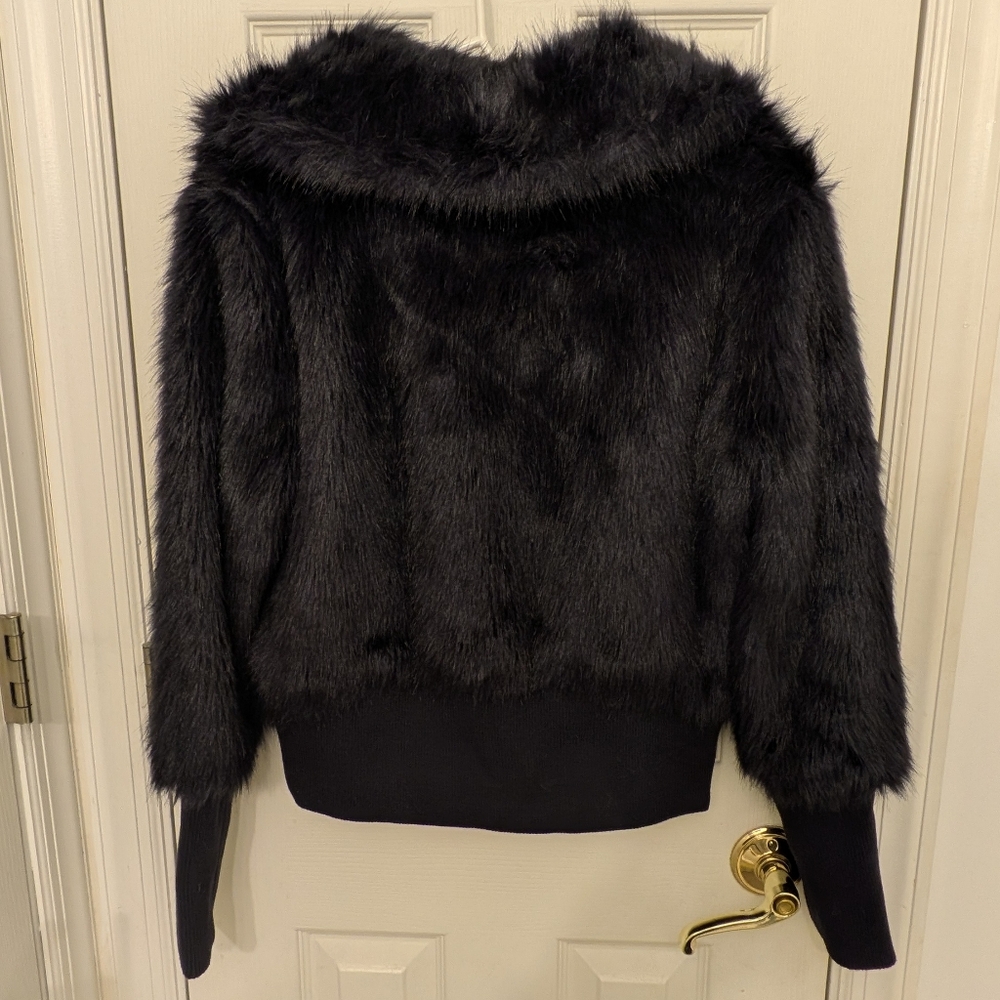 Red Saks Fifth Avenue Faux Fur Hooded Jacket Navy Blue Glam Winter Coat Size 10 - Picture 3 of 5
